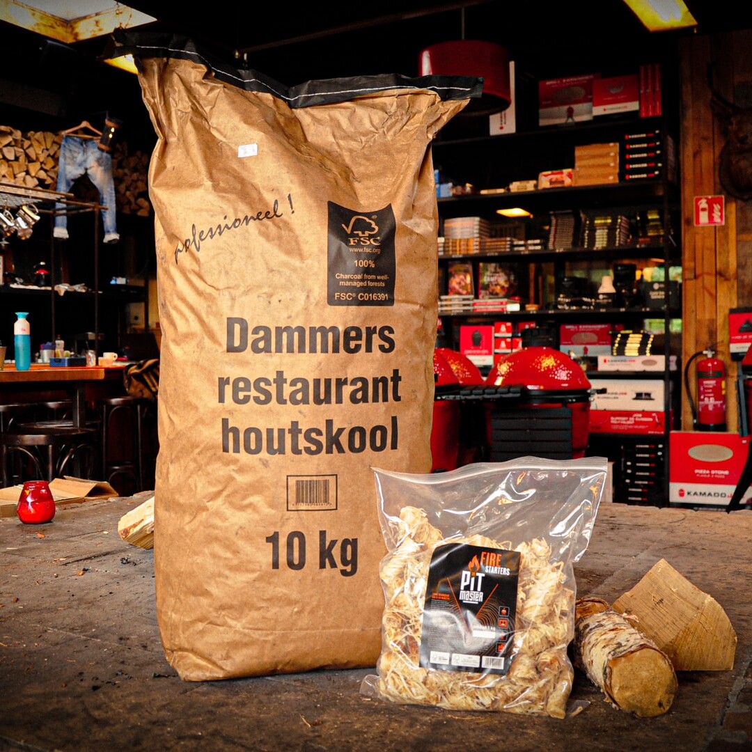 Black&Blue Dammers Houtskool 10kg+Aanmaakwokkels Deal
