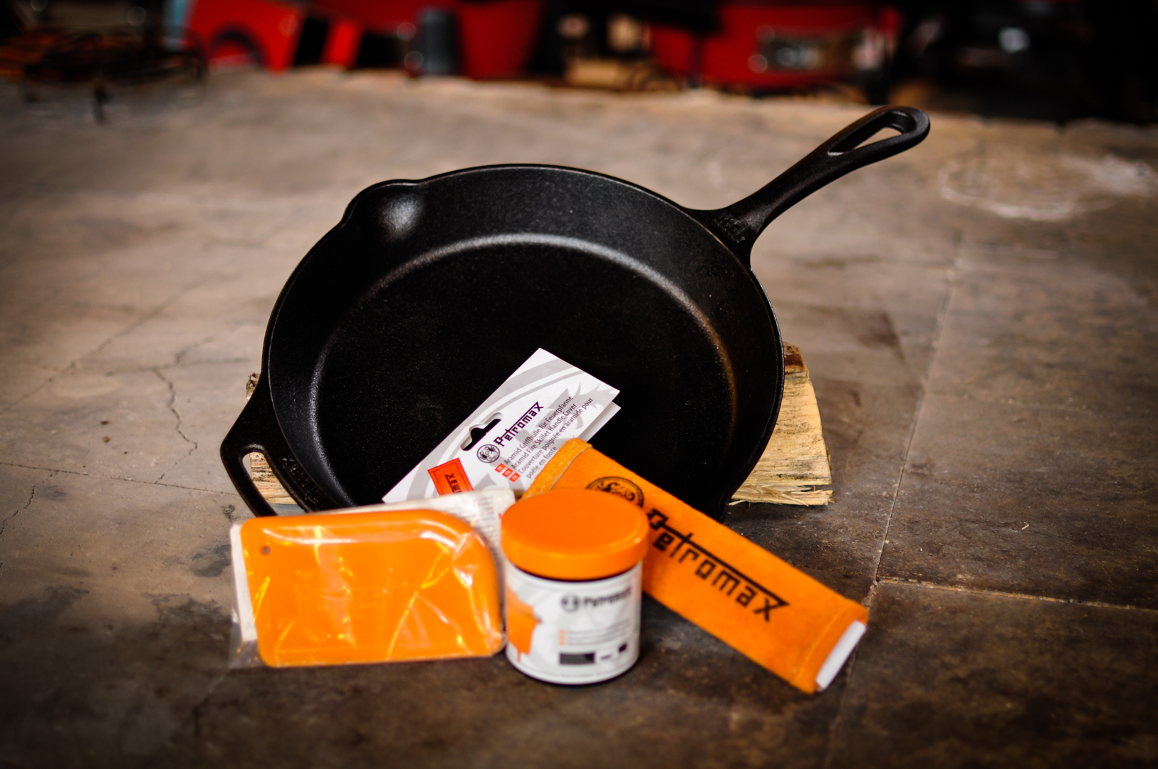Petromax FP30 Complete Skillet Deal