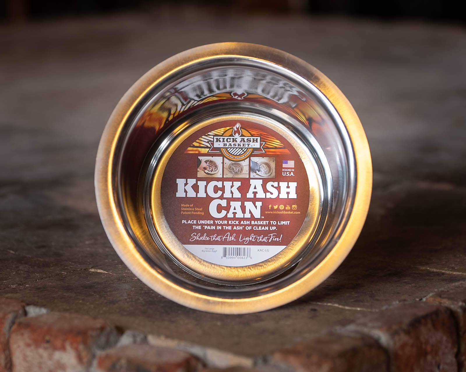 Kick Ash Can Kamado Joe Junior