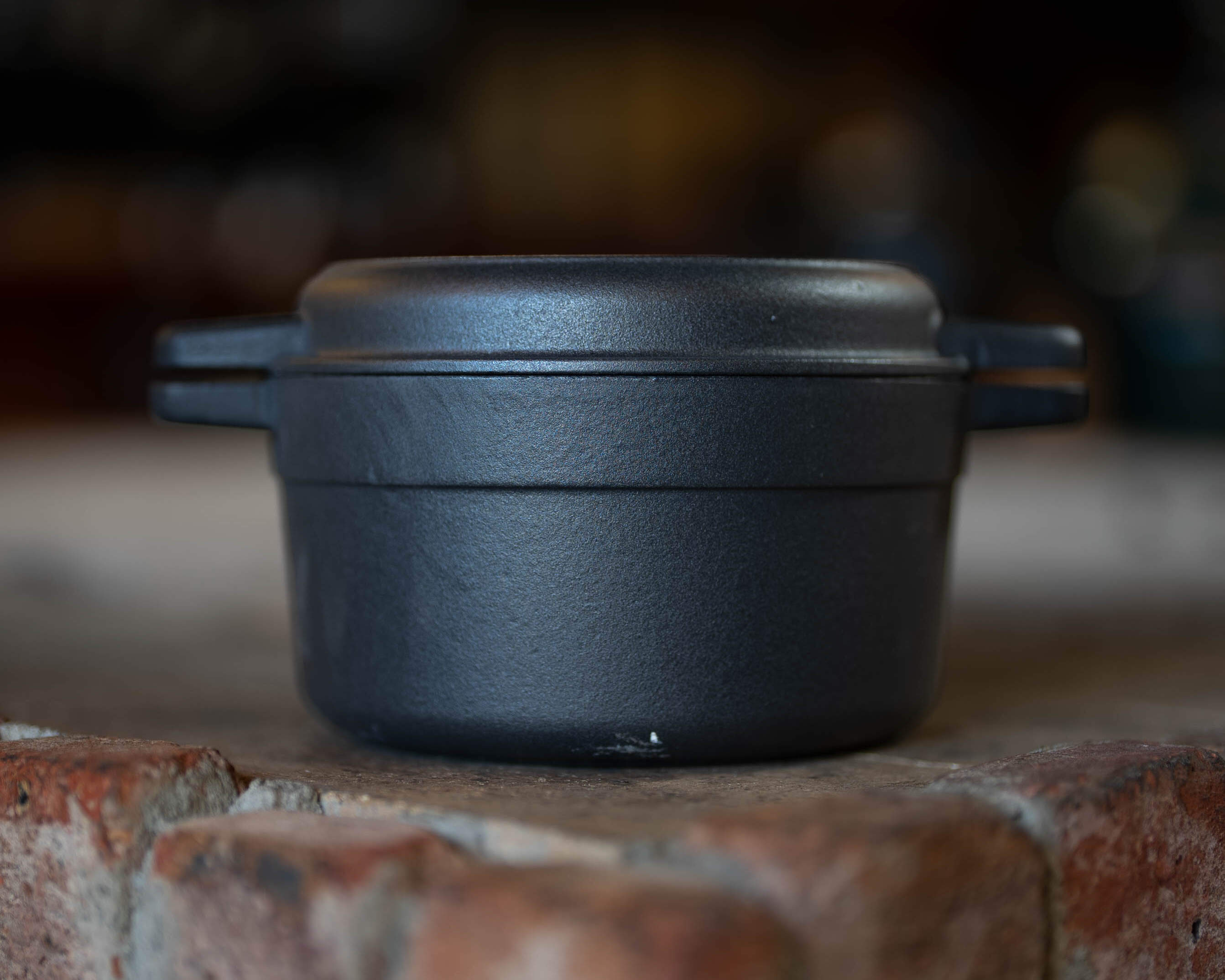 The Bastard Dutch Oven & Griddle Medium